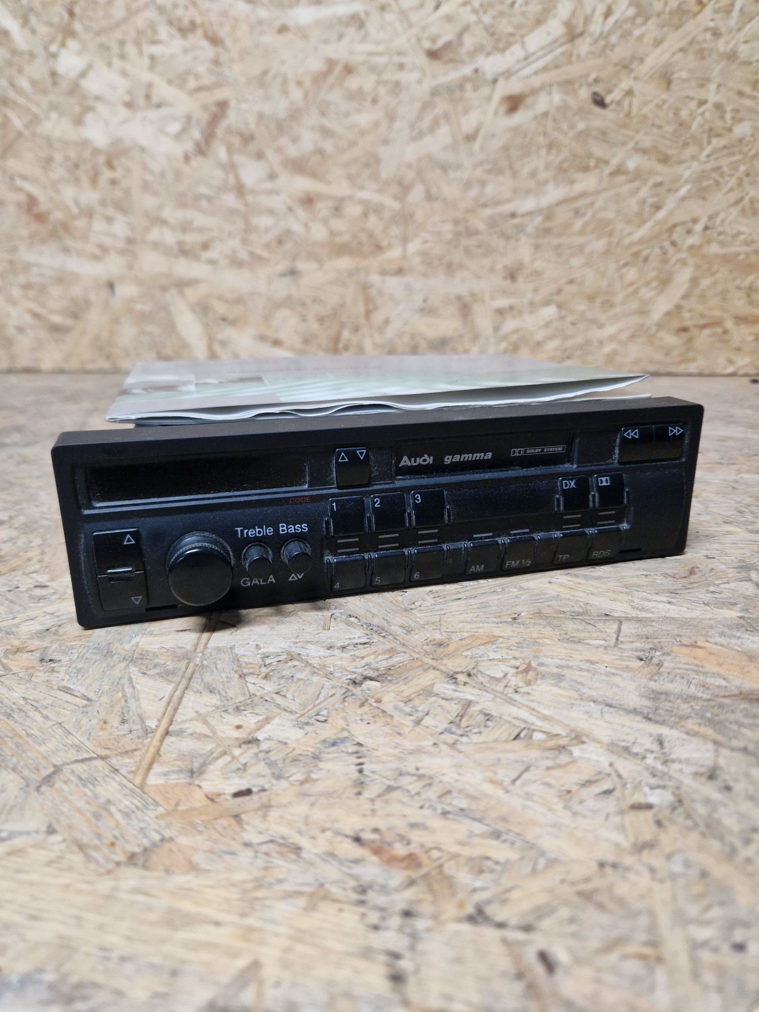 Radio audi a4 b5 audi gamma 4d0.035.186