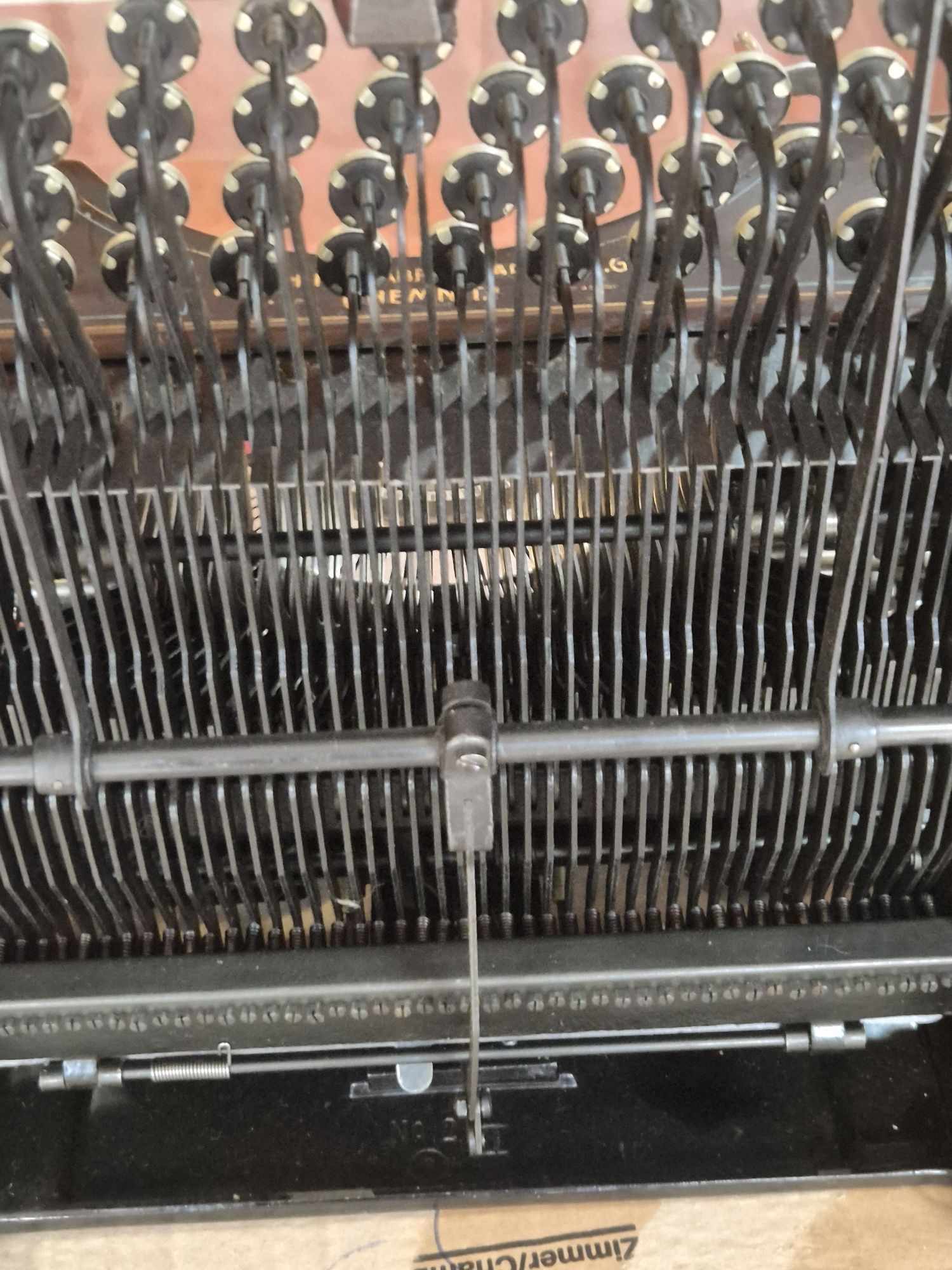 Maquina de escrever antiga Kapel