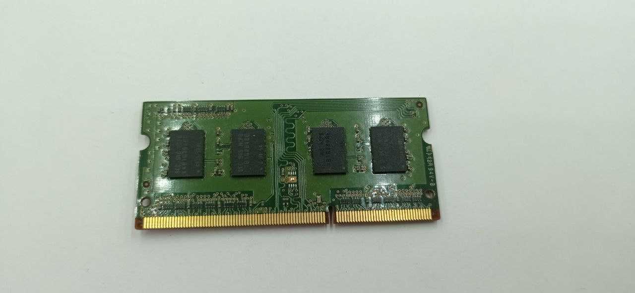 Samsung 1GB sodimm DDR3 PC8500(1066)