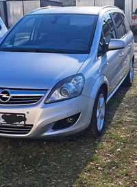 Opel Zafira 2011