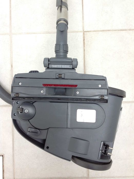 Aspirador sem saco Taurus Civic 2500