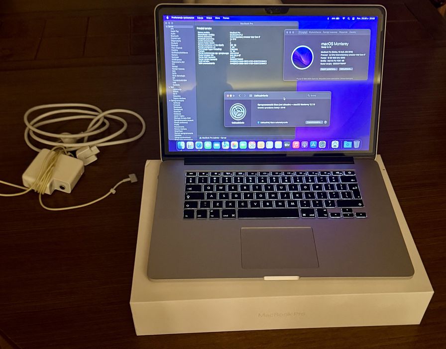 MacBook Pro A1398/2015/i7/2.5GHz/16GB/512GB/15.4/R9M370X/nowa bateria