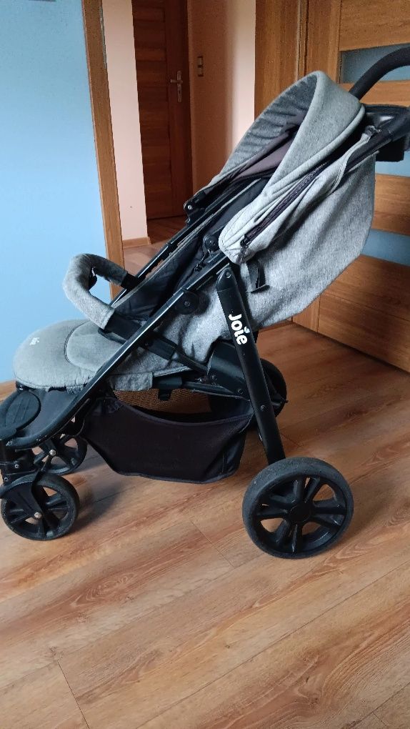 Wózek spacerowy joie litetrax 4