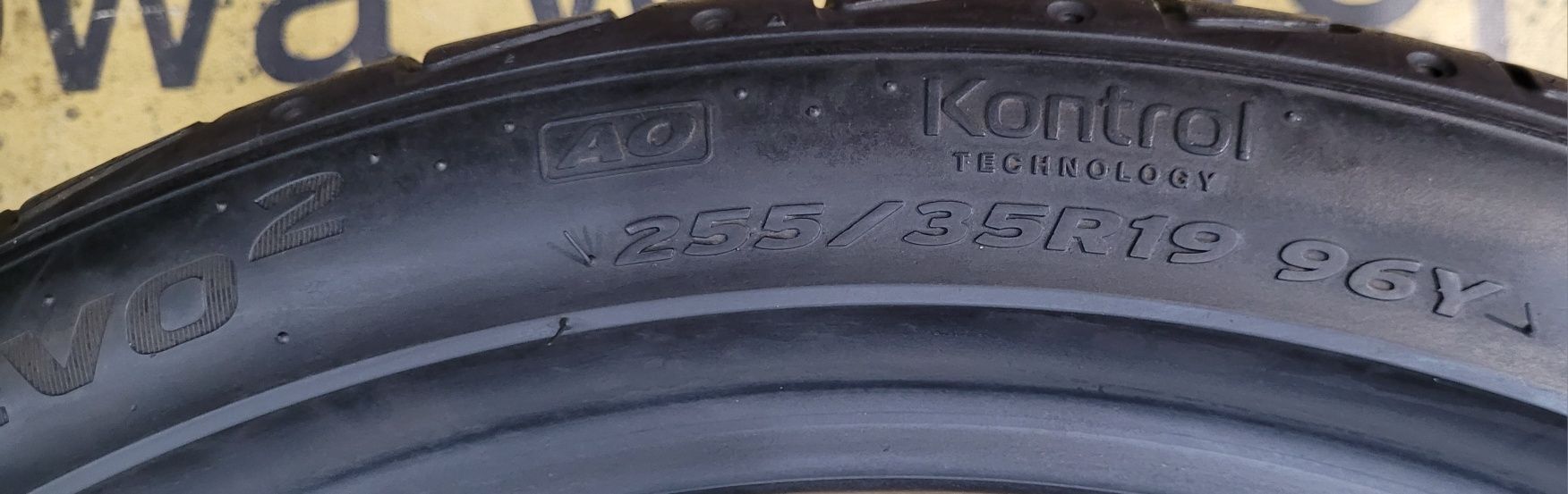 255 35 R 19 96Y Hankook Ventus EvoS1