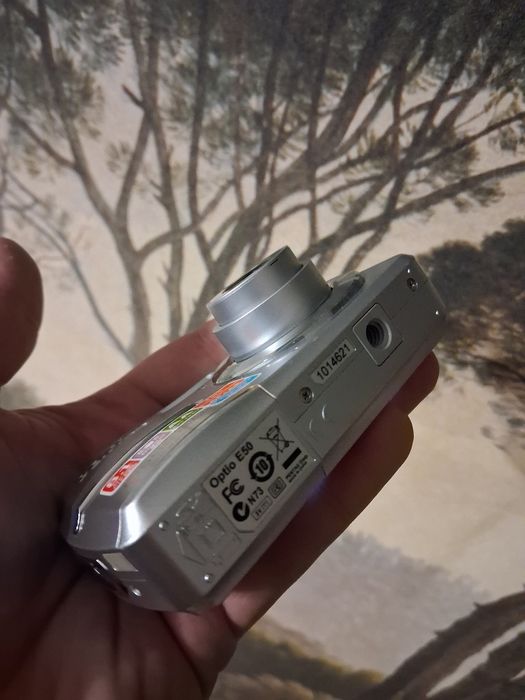 Цифровой фотоаппарат Pentax Optio E50