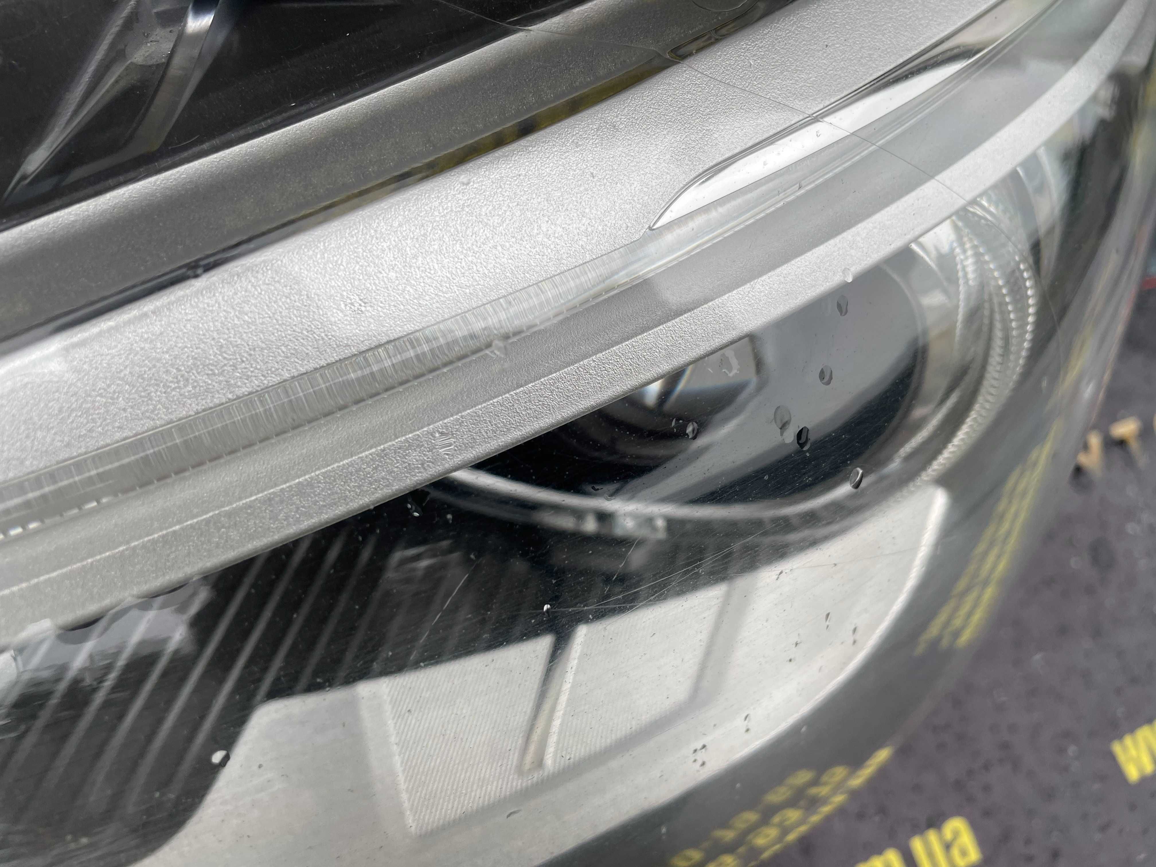 Фара ліва BMW F20 F21 Bi-Xenon LED 7229677-10 не адаптивна Європа