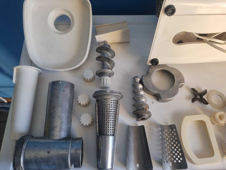 Мясорубка - соковыжималка ЭМШ 30/160 Бриз Аксион