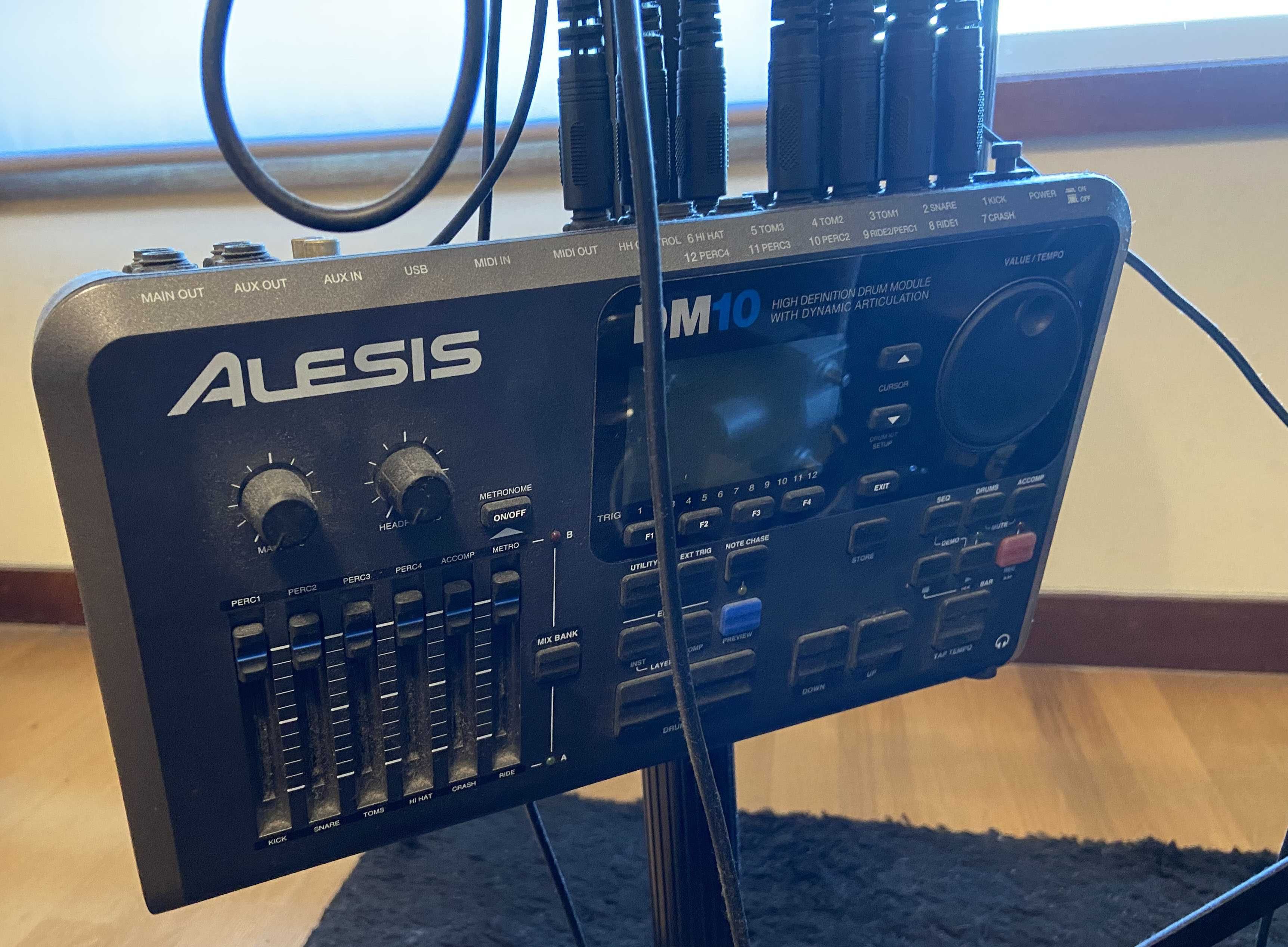 Bateria digital - Alesis DM10 Studio Kit