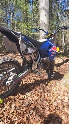 Cross Yamaha YZ125