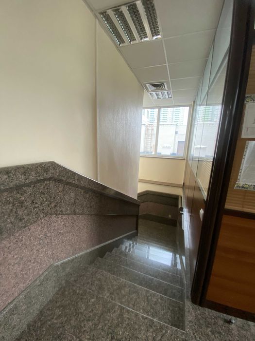 Оренда офісу 42м2 open space бізнес центр Юрія Шумського 1А, Березняки