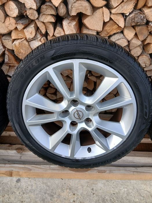 Диски литі R17 Opel Zafira B