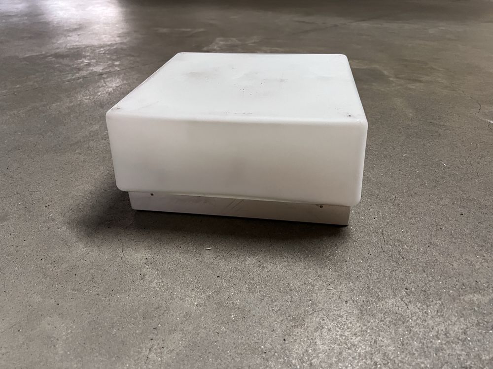 Candeeiro de teto em vidro branco