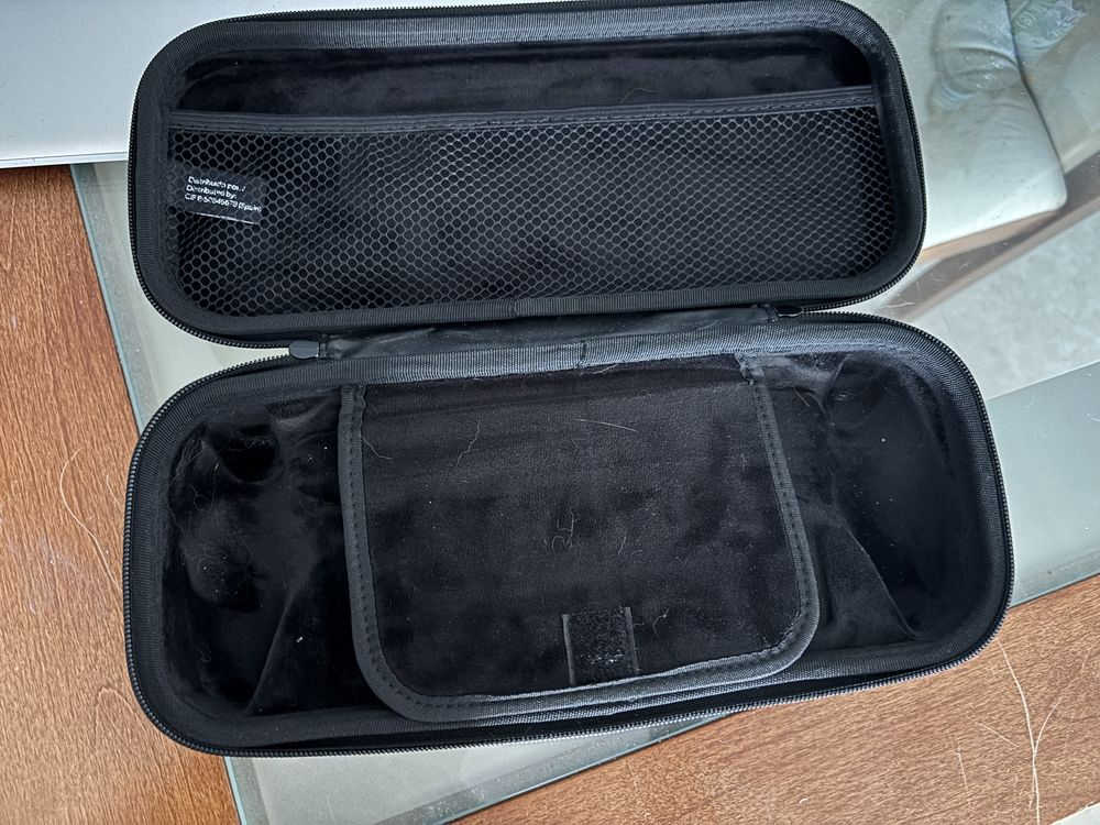 Playstation portal com caixa transporte