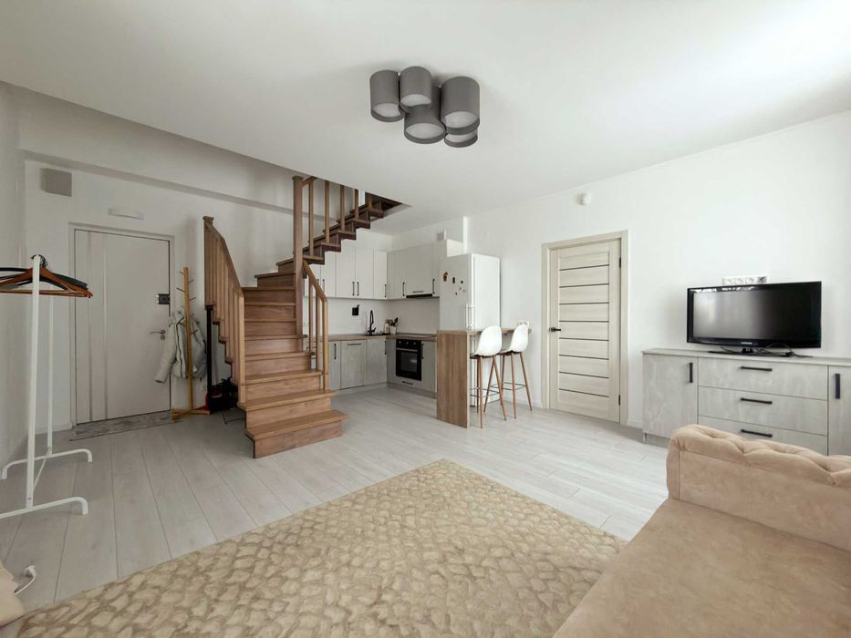 Оренда дворівневої квартири в БРЮХОВИЧАХ вул. Незалежності 22