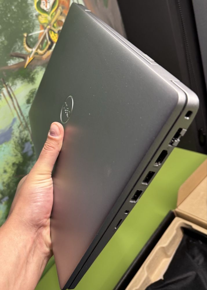 Dell Latitude 5520 (i7-1185g7, 16gb, 256ssd, FHD IPS) 2021 Комплект