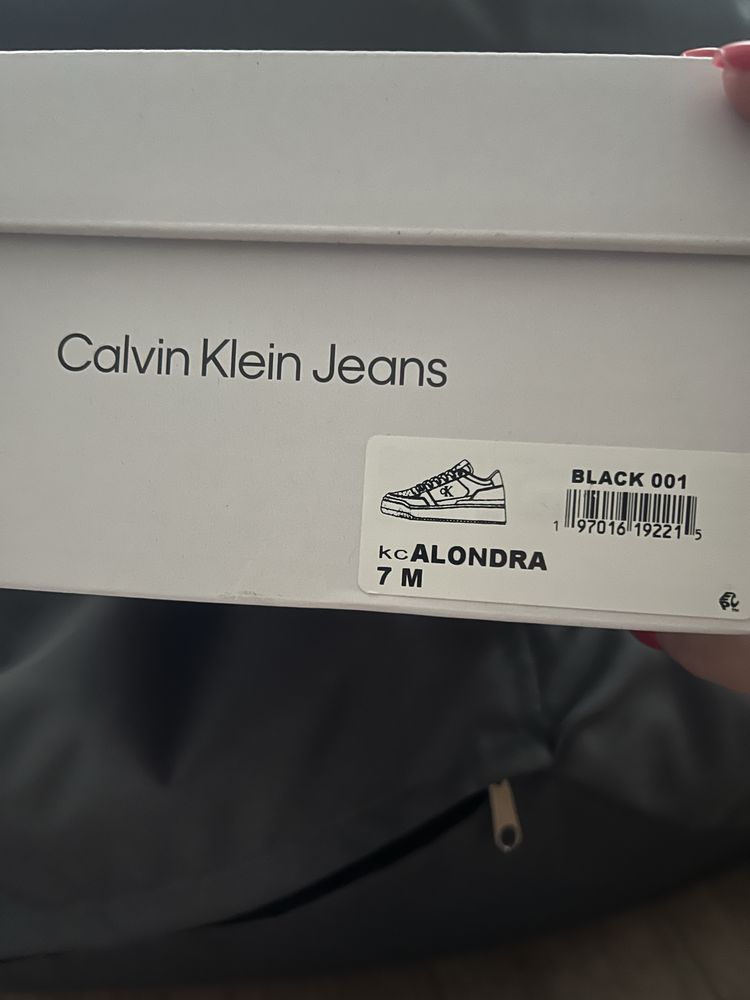 Жіночі кеди кросівки чорні 37 38 розмір Calvin Klein Jeans оригінал