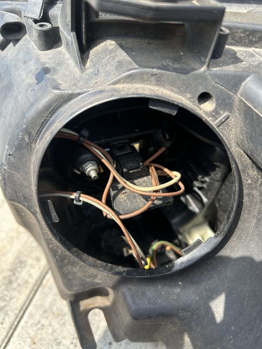 Lampa lewa prawa xenon e61 e60 EUROPA d2s cena za 2 WYSYLKA