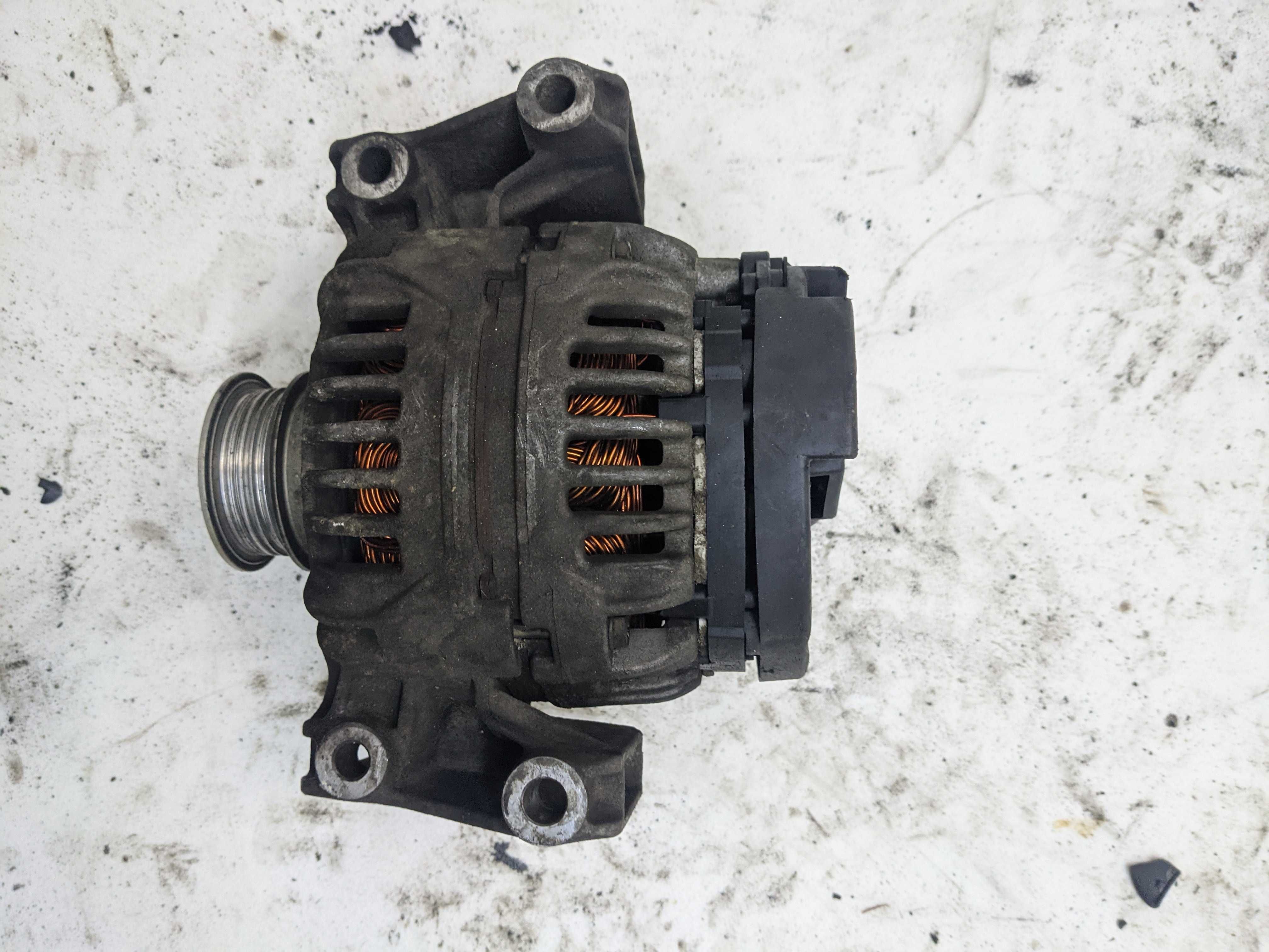 Opel Astra G II 2 Vectra B 2.2 16V Alternator 100A