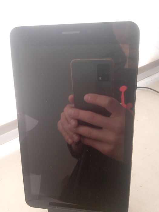 Два планшета продам