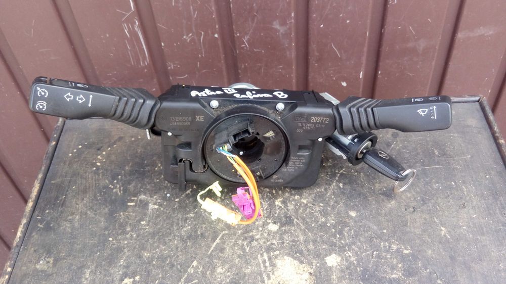 Opel Astra H Zafira B przełącznik zespolony XE moduł CIM