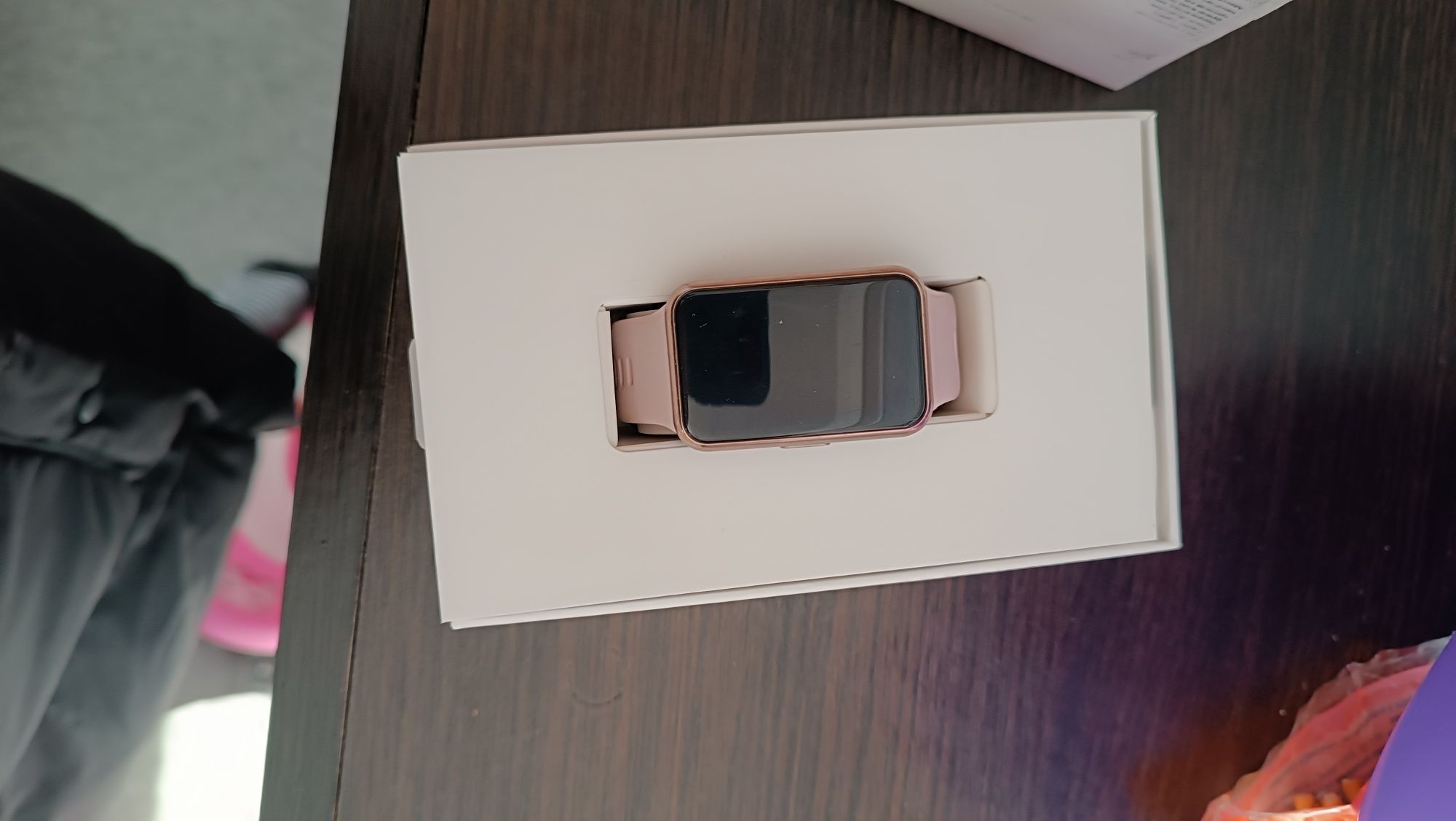 Смарт часы- Huawei Watch Fit
