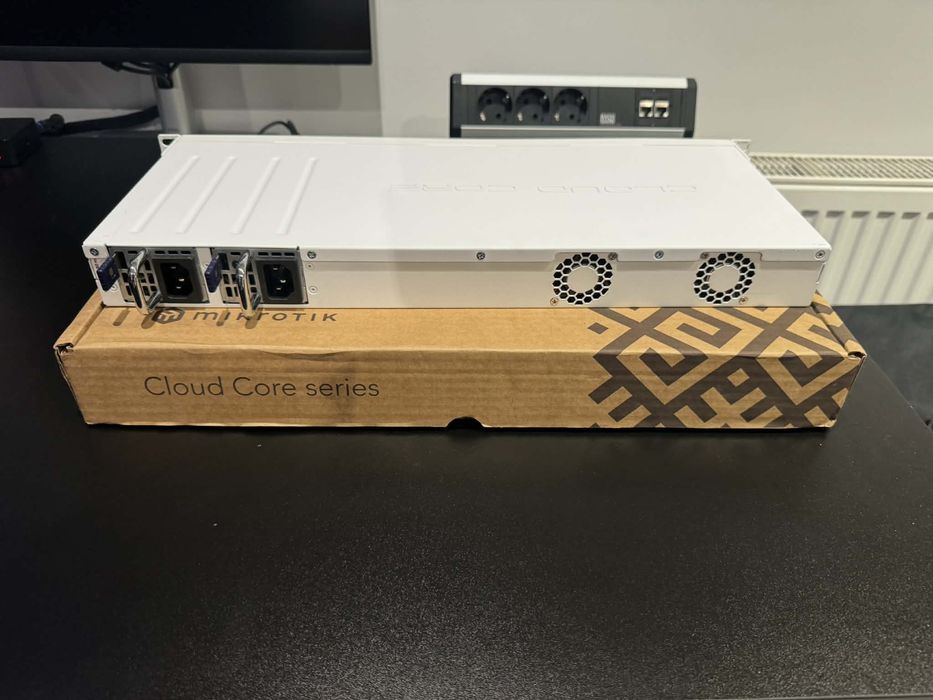 Mikrotik Router Ccr2004-16g-2s+