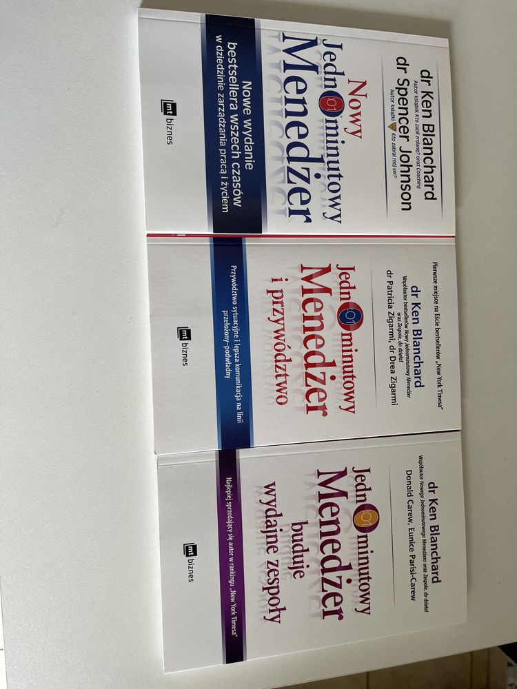 Zestaw 3 ksiazek. Jednominutowy Menedżer.