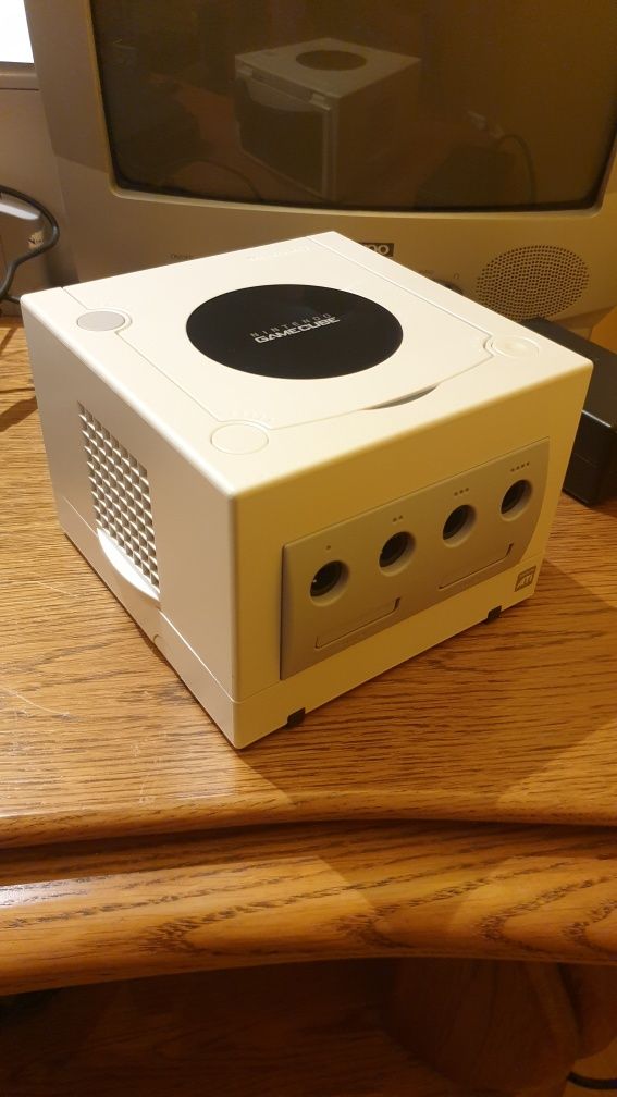 Nintendo gamecube white pearl