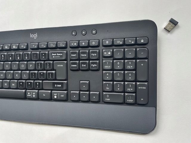 klawiatura logitech k650 membranowa qwerty opis