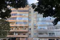 Apartamento amplo e luminoso - Avenida Columbano Bordalo Pinheiro