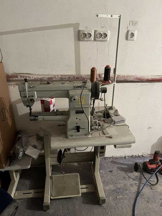 Typical GC2603, рукавна швейна машина з потрійним транспортом матеріал