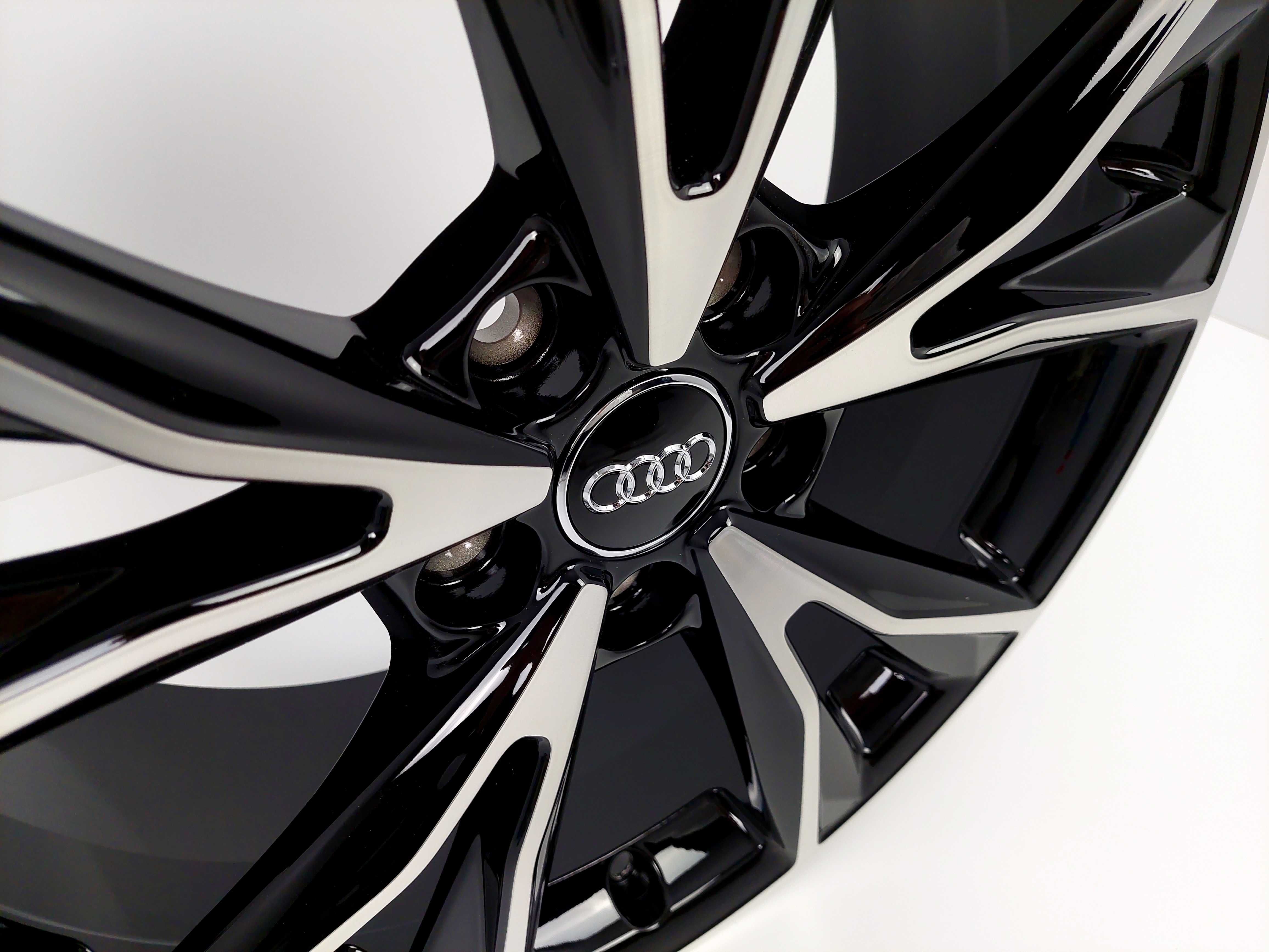 FABRYCZNIE NOWE Oryginalne Felgi Audi 18" A3 A4 A6 A8 Q2 Q3 TT