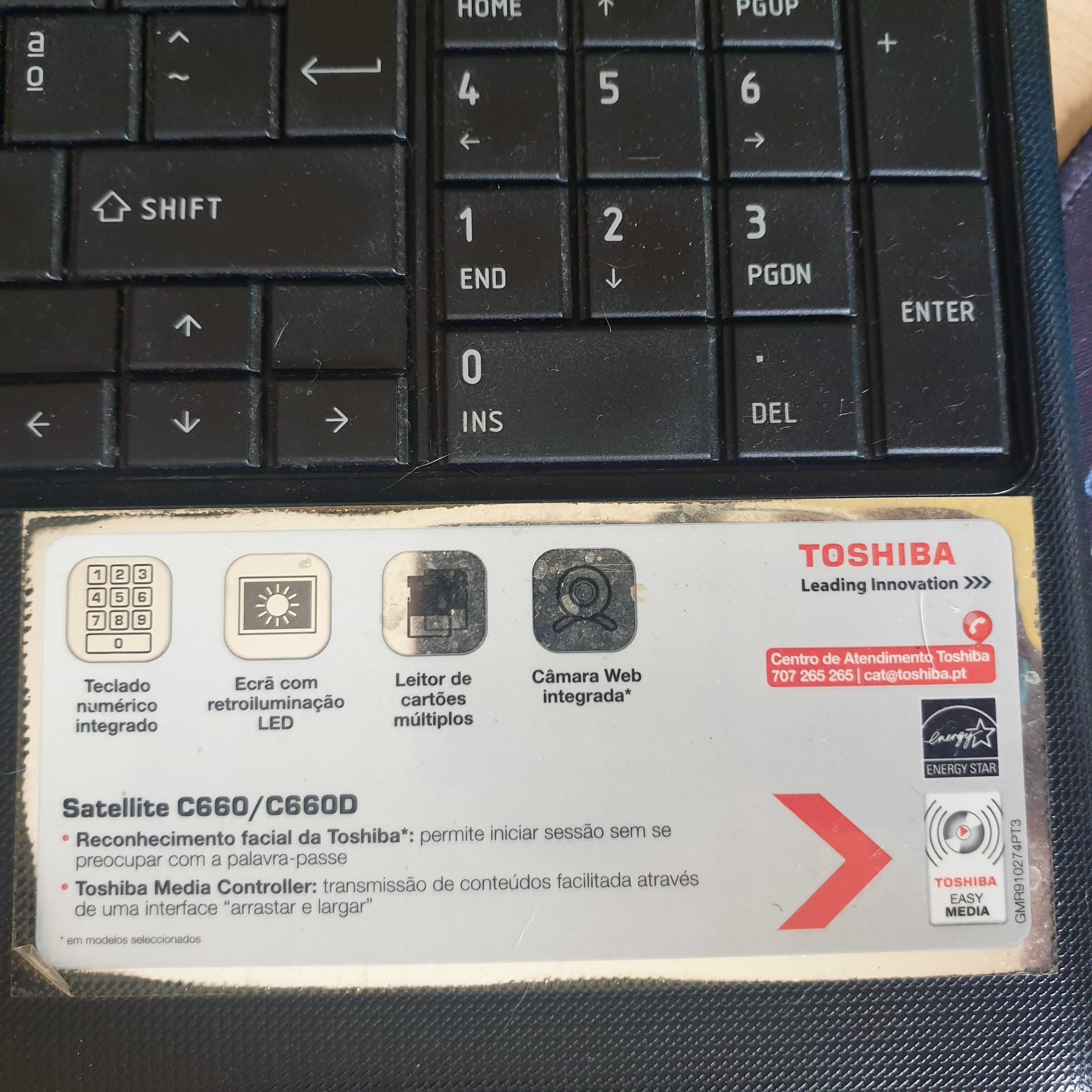 Toshiba Satellite C660D - Vendo 100€ (Incl. Portátil + Rato USB)