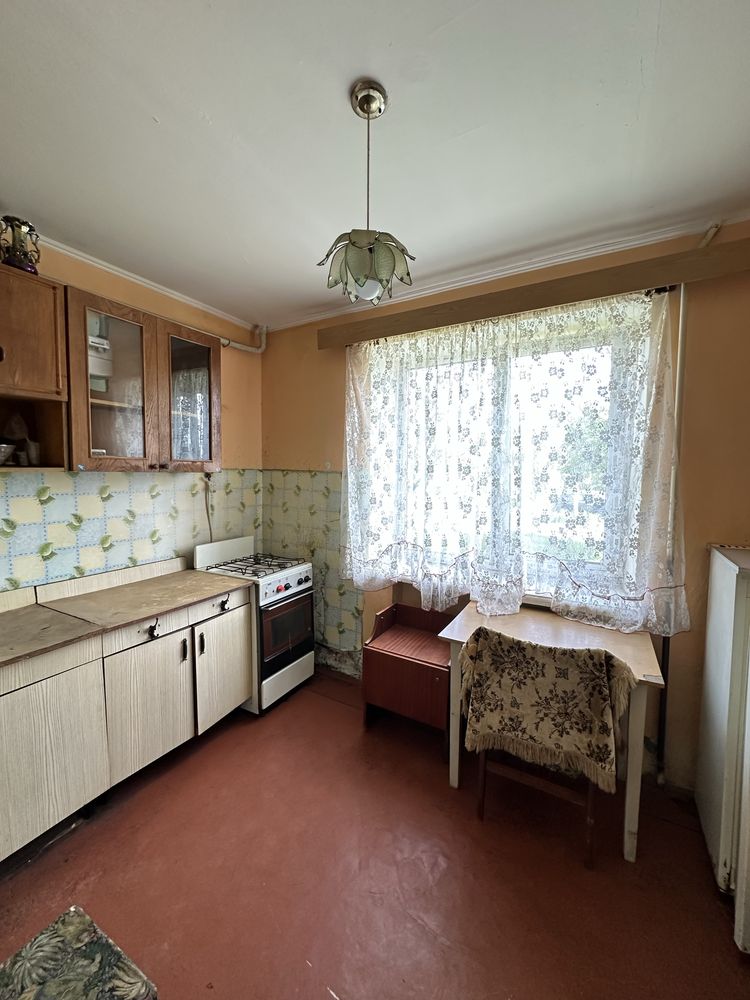 Продам 1 кімнатну Чешку в Здолбунові Л. Українки