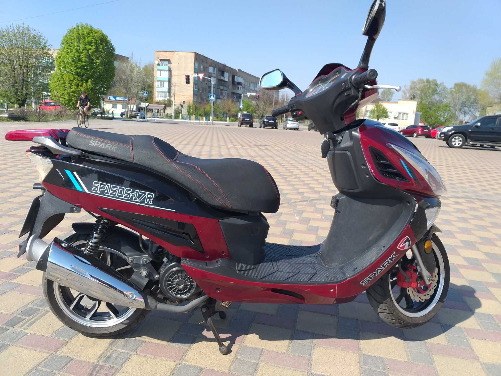 Скутер SPARK 150S-17R 2500км