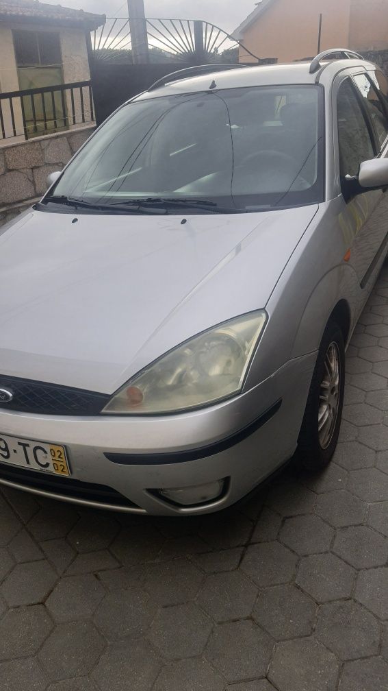 Ford focus 1.4 gasolina