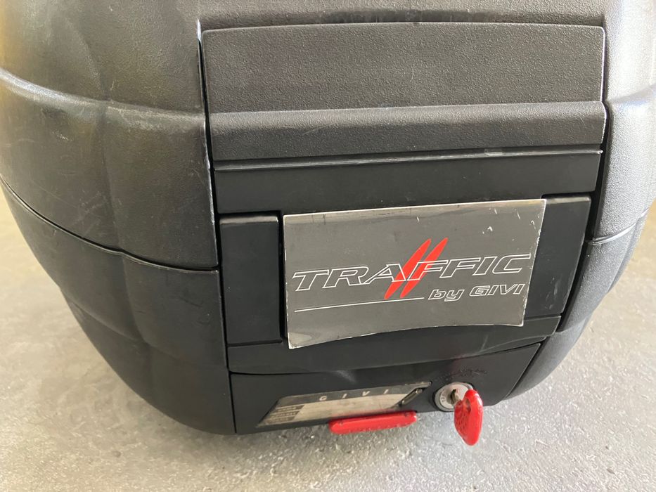 Top Case Givi modelo Traffic