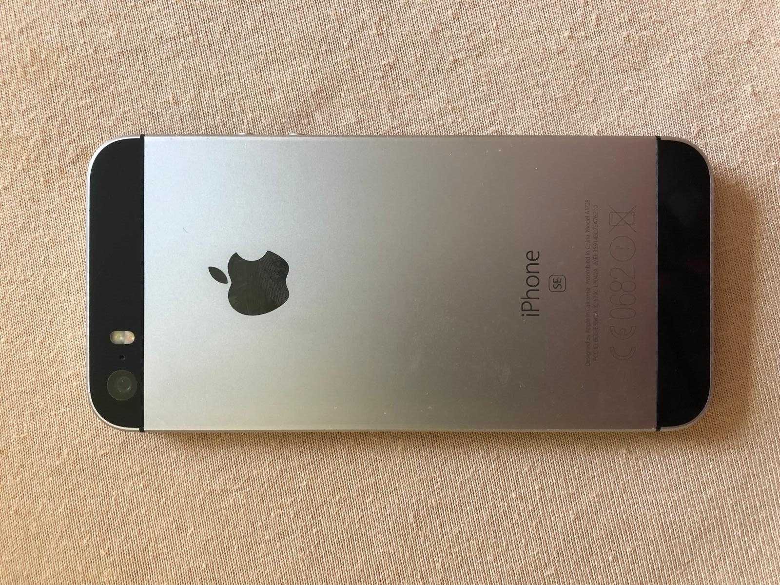 Telefon komórkowy iPhone SE Model: A1723 , Smartfon