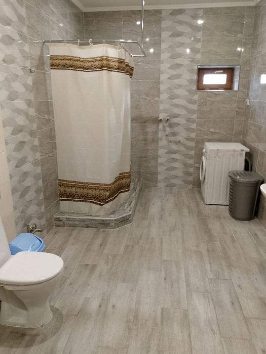 Житло/хостел/квартира подобово та на довший термін.Центр. Чорновіла 38