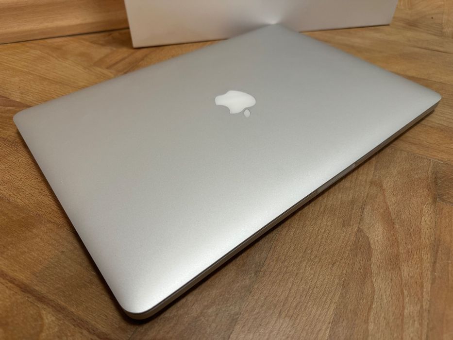 MacBook Pro mid 2015 15", 2.9Ghz i7, 16GB ram, 1TB dysk najwyższy spec