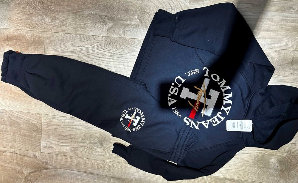 Костюм Tommy Hilfiger Томми Хилфигер