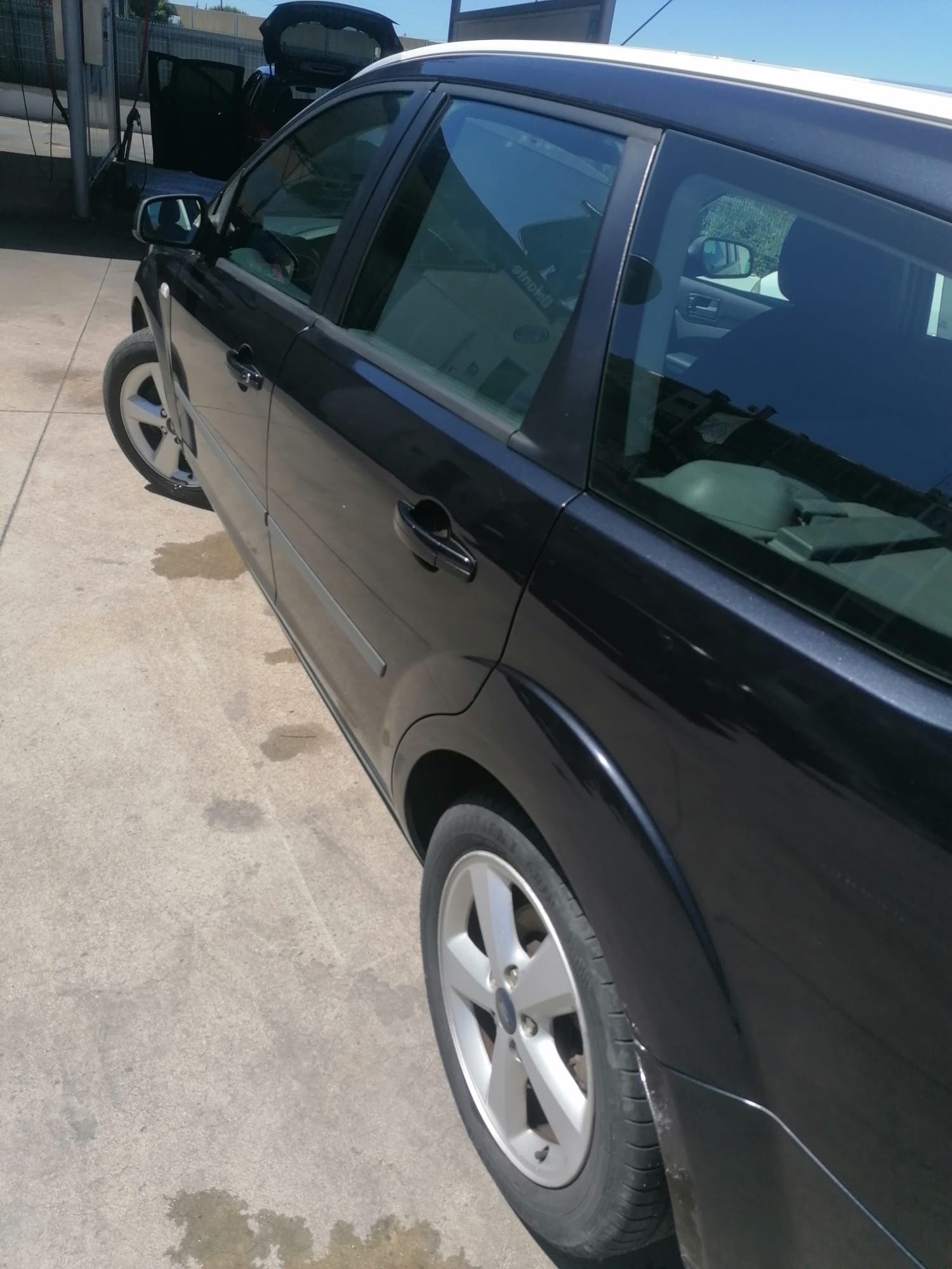 Carro ford focus tdi 2006