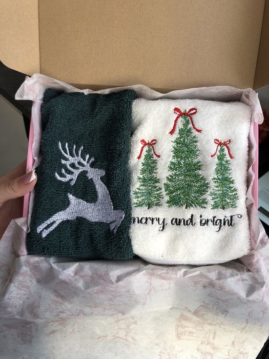 Ręczniki 50×100 – świąteczne, bawełna 100%, haft komputerowy + imię