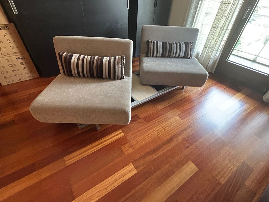 Sofá com cama e 2 cadeirões