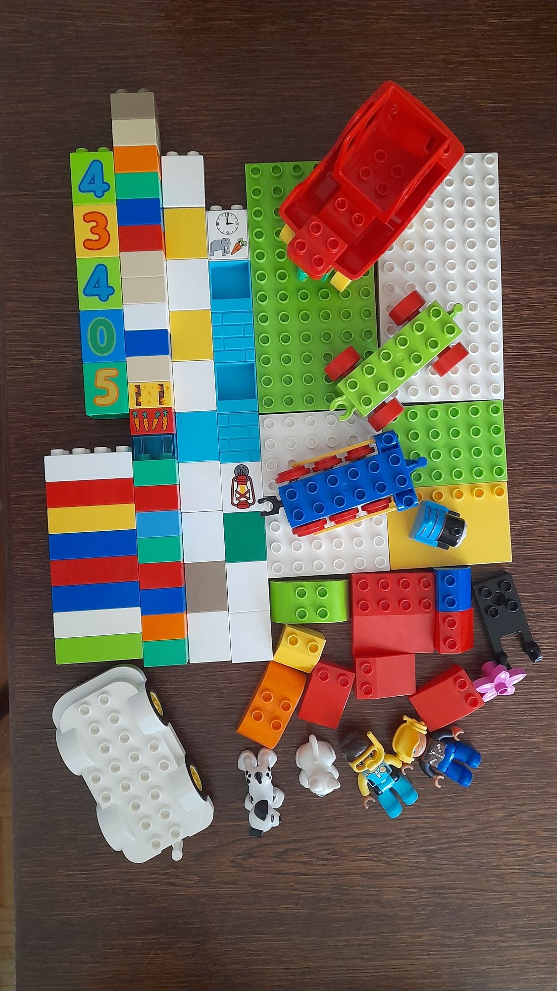 Lego duplo 75 szt.+5 figurek