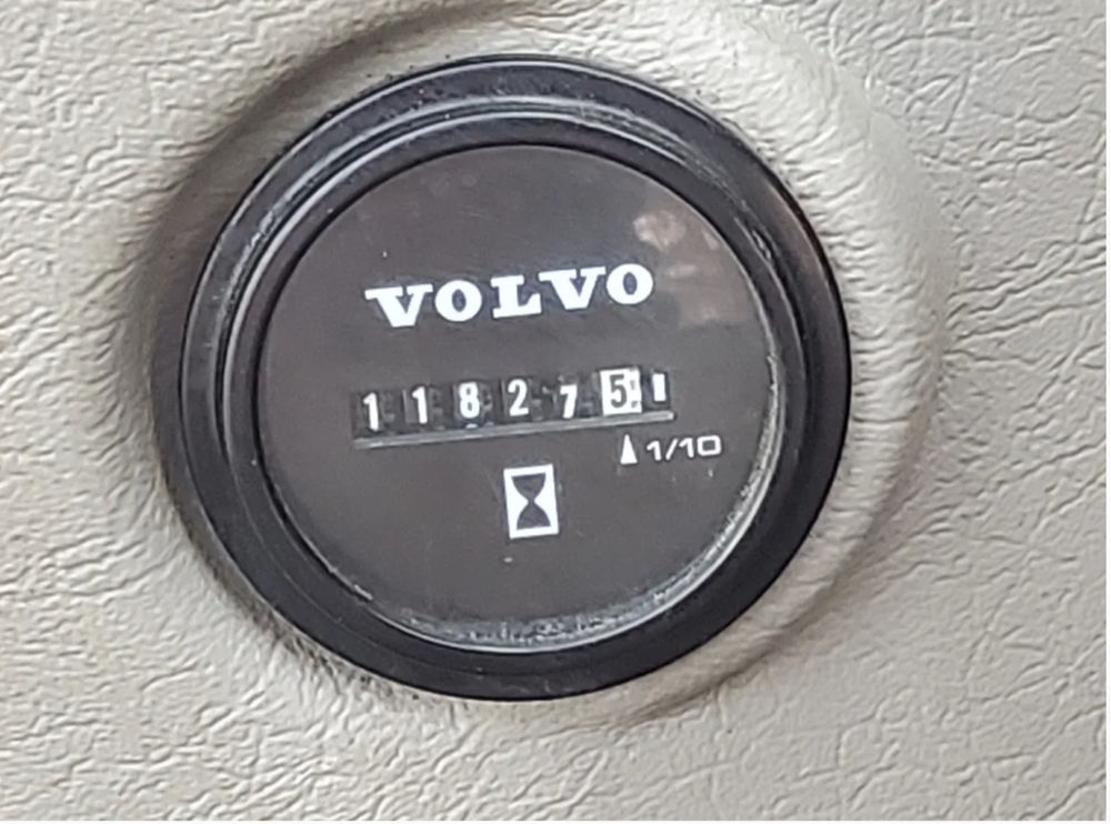 Гусеничний екскаватор VOLVO EC220DL