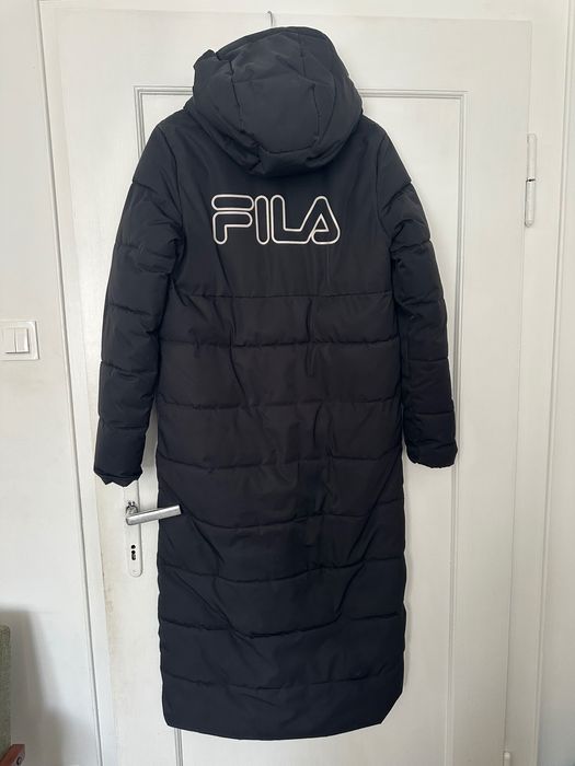 Płaszcz puchowy damski Fila – ciepły i stylowy
