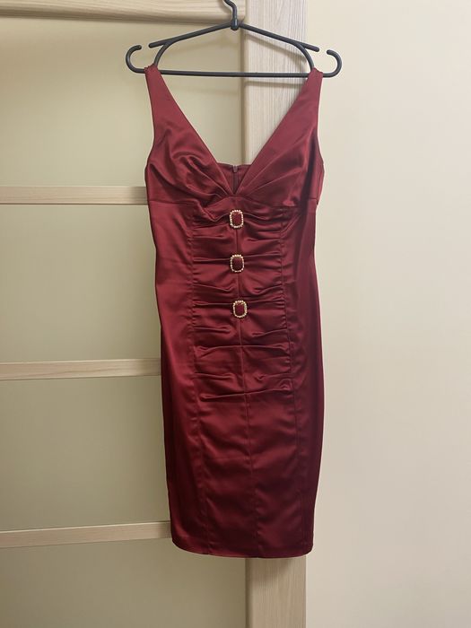 Платье вечернее.