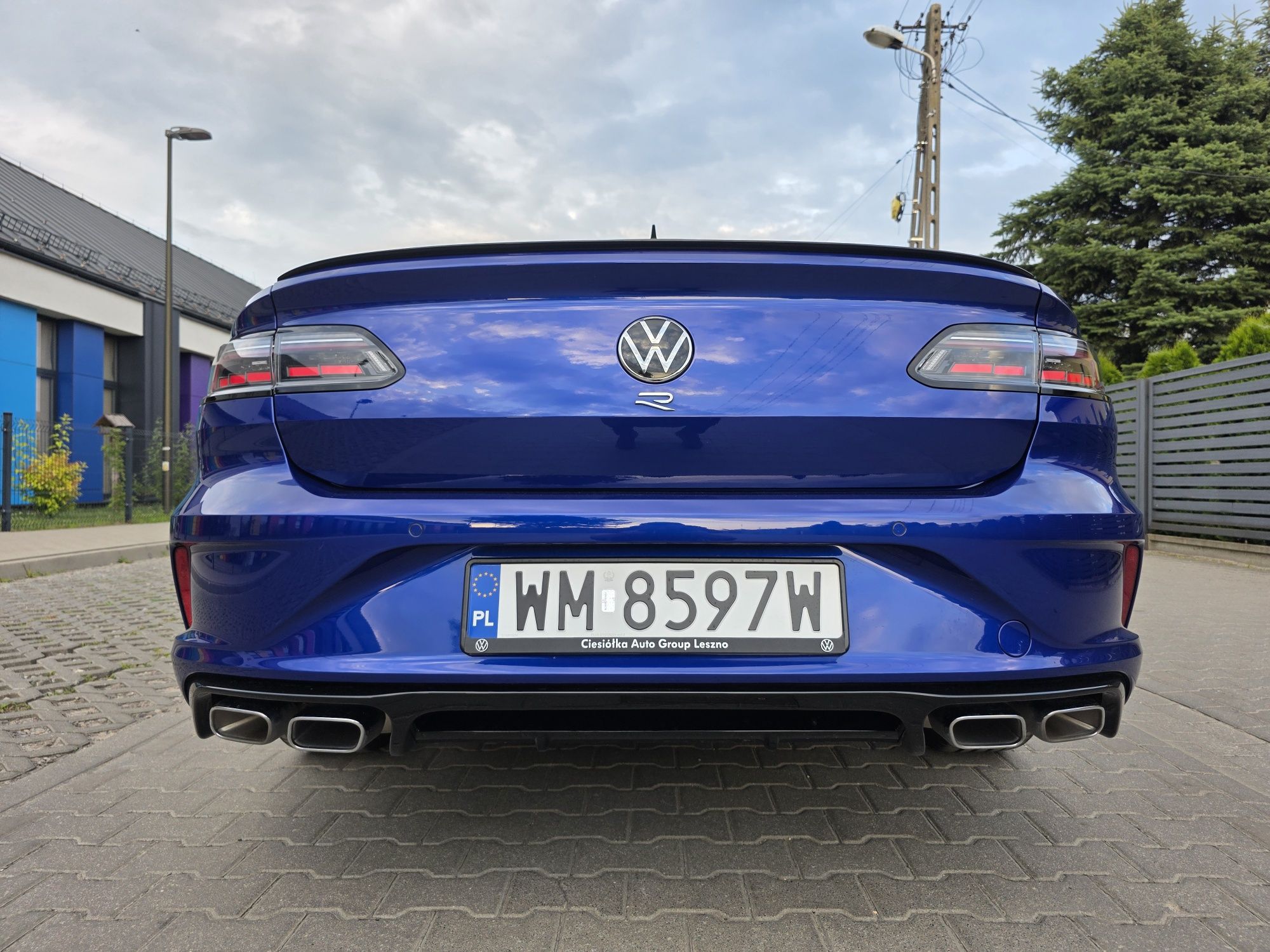 Volkswagen Arteon R 2.0 TSI 320KM 4Motion
Arteon R Automat rok 2022 Ja