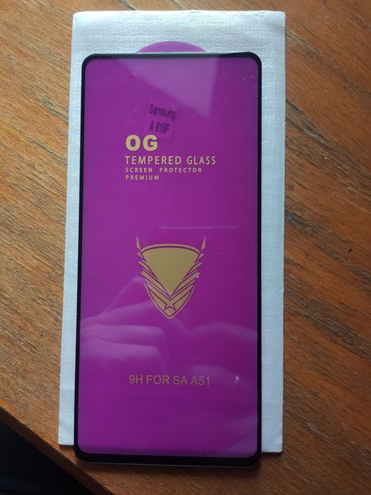 Продам стекло для телефона Samsung A 515F, чехол на SAMSUNG Galaxy J4